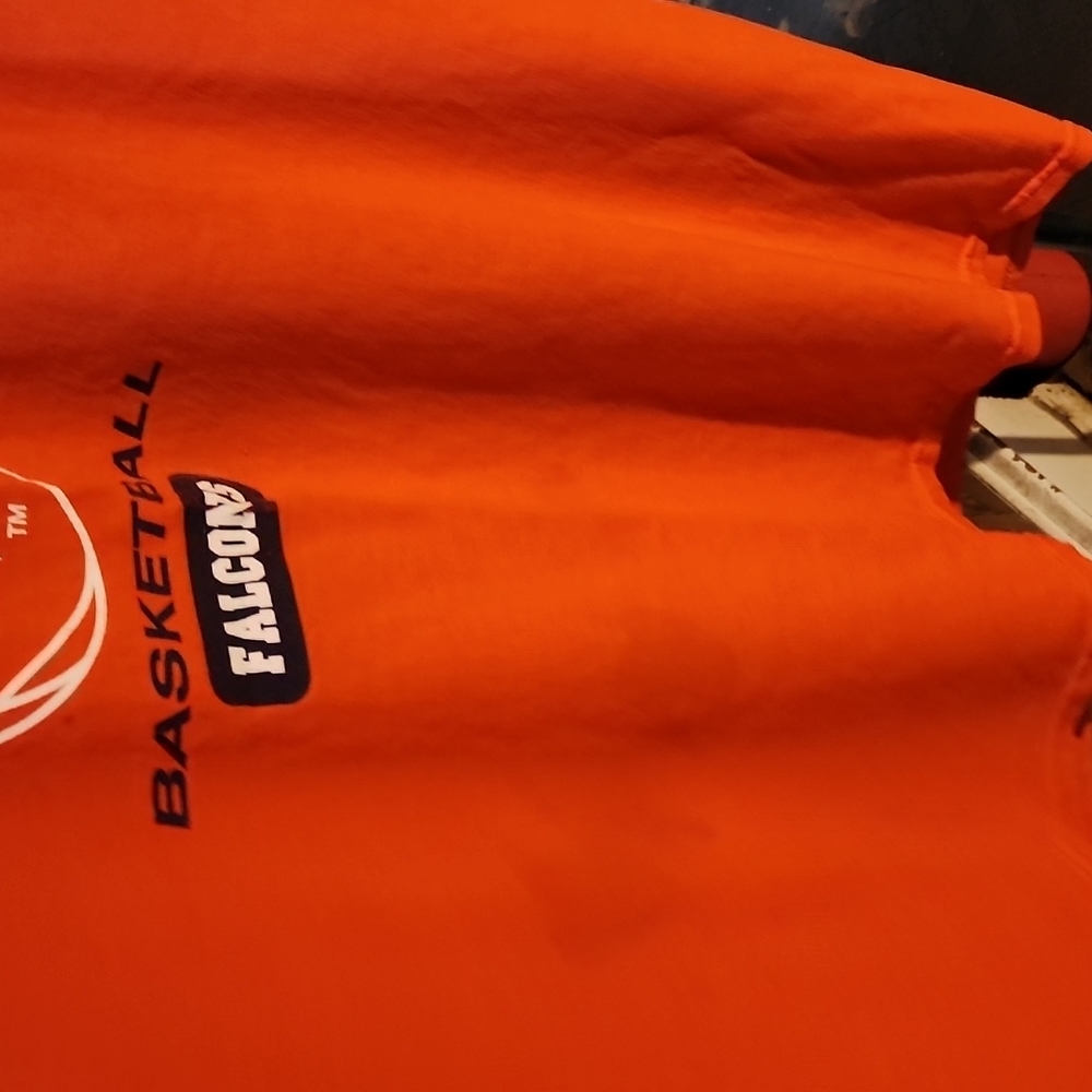 JERZEES  MESSIAH BASKETBALL  FALCONS. SIZE ( XL ) - Picture 2 of 6